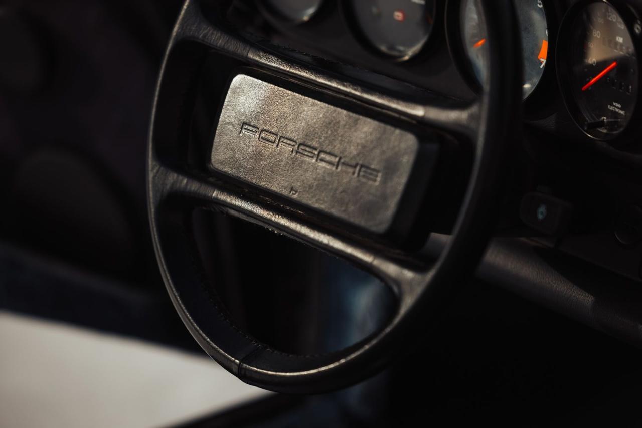 1988 Porsche 911 Carrera Cabriolet