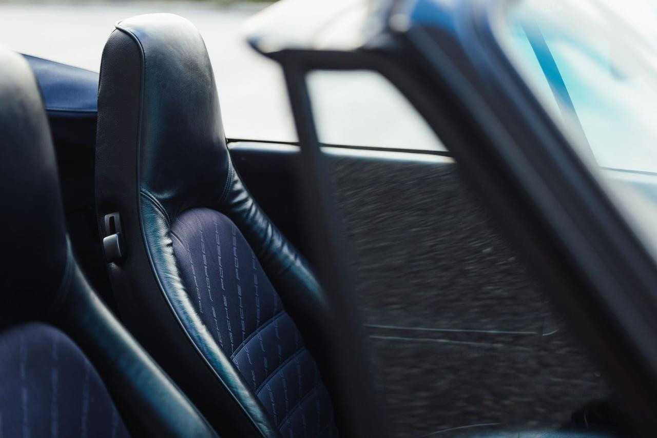 1988 Porsche 911 Carrera Cabriolet