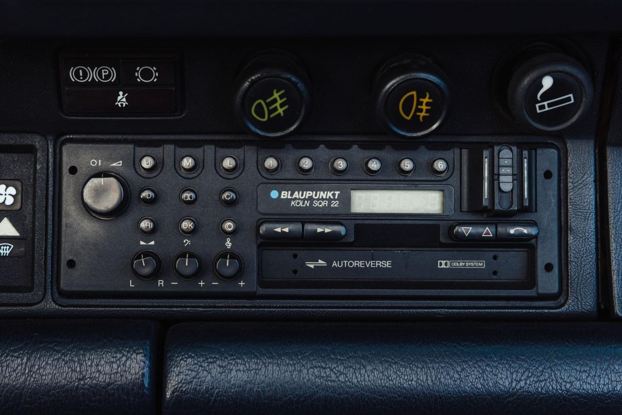 1988 Porsche 911 Carrera Cabriolet