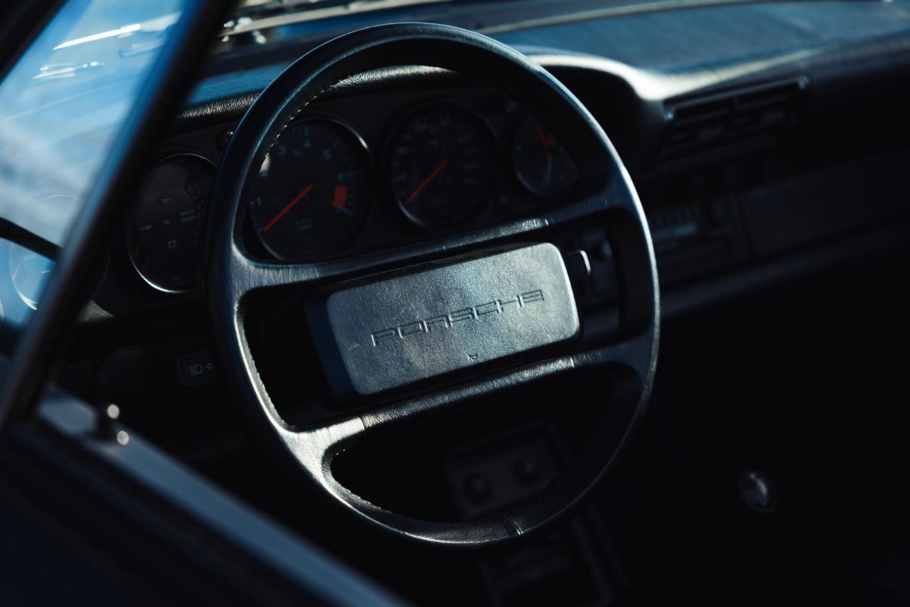 1988 Porsche 911 Carrera Cabriolet