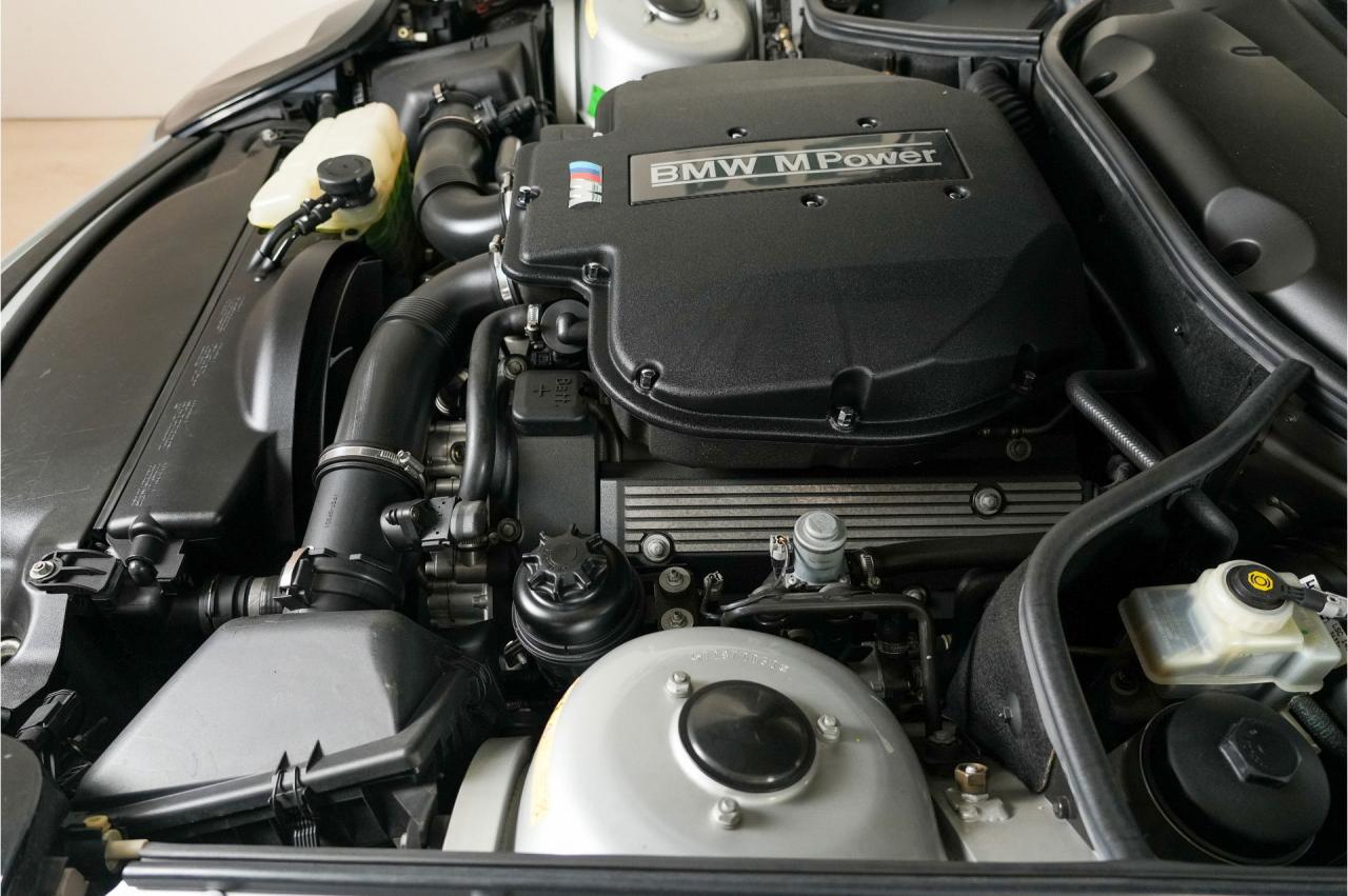 2000 BMW Z8