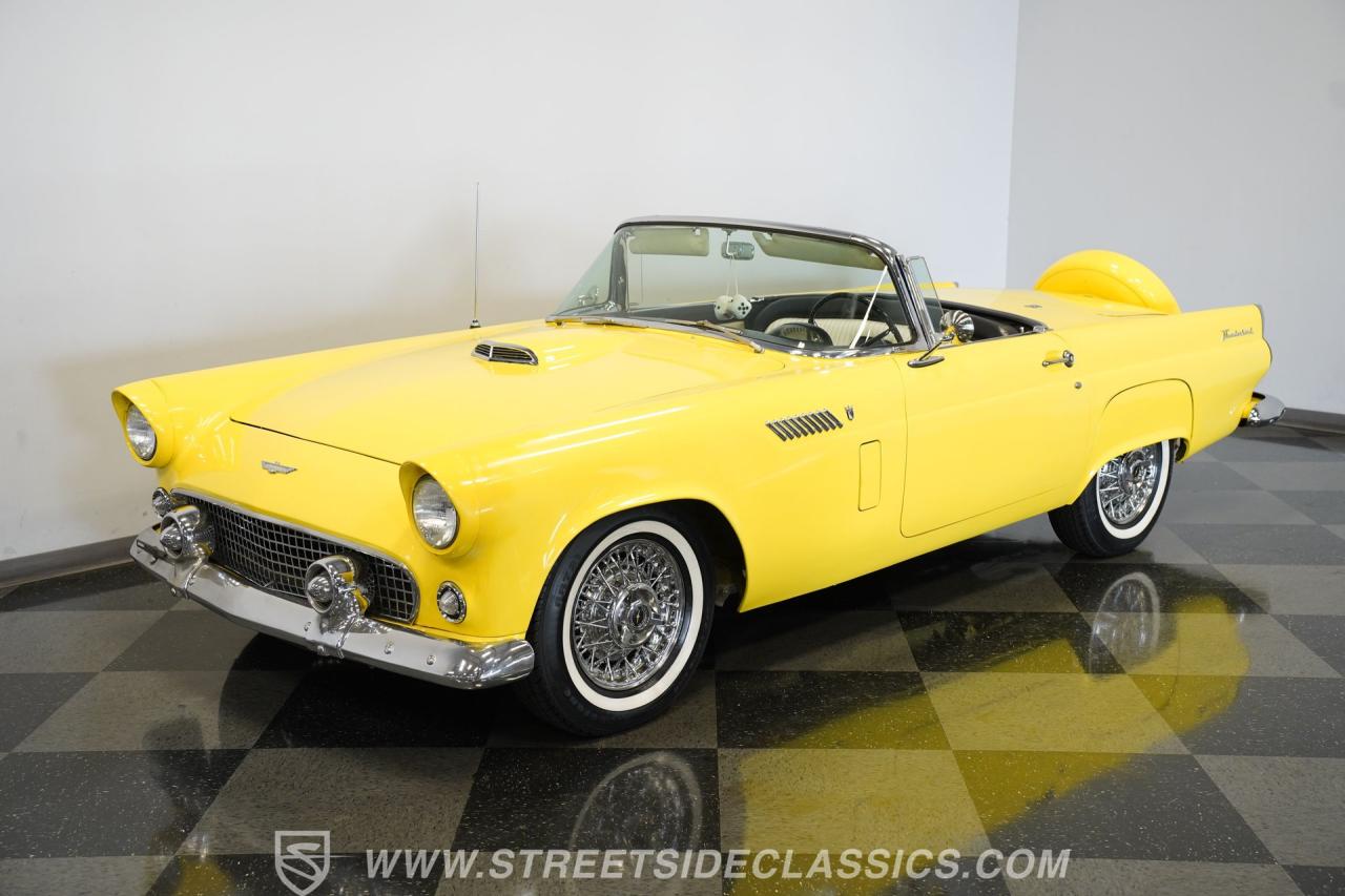 1956 Ford Thunderbird
