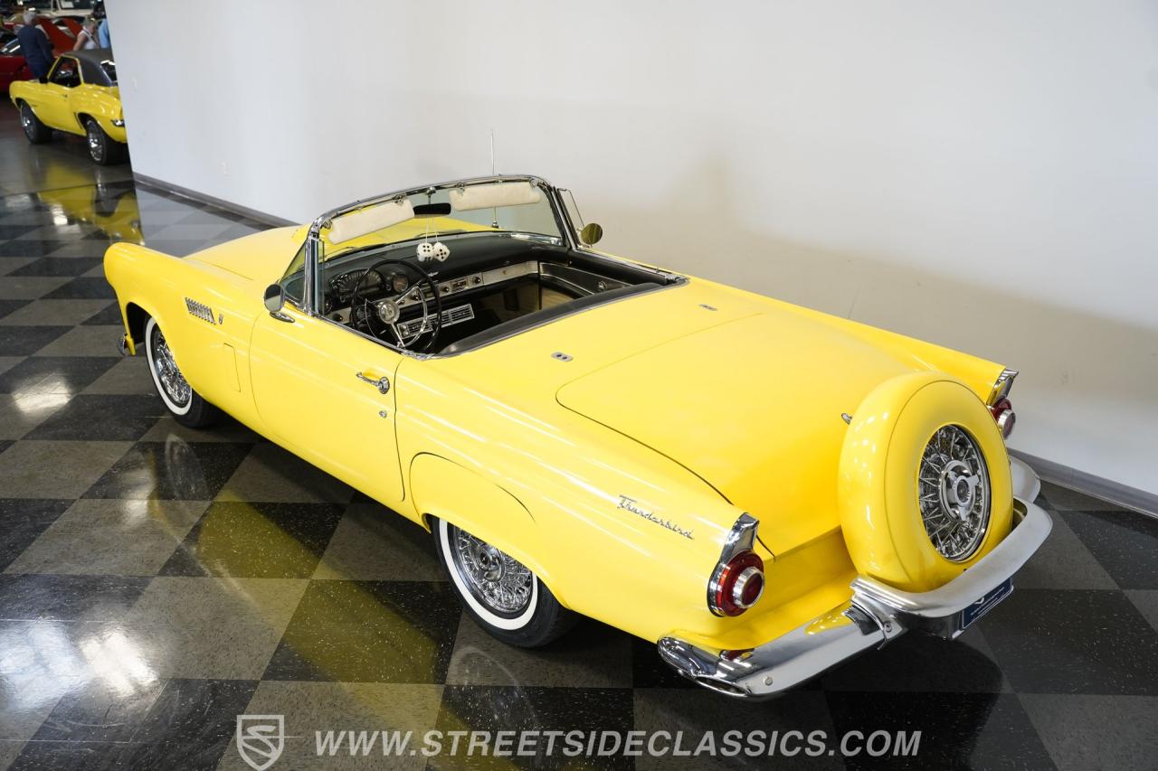 1956 Ford Thunderbird