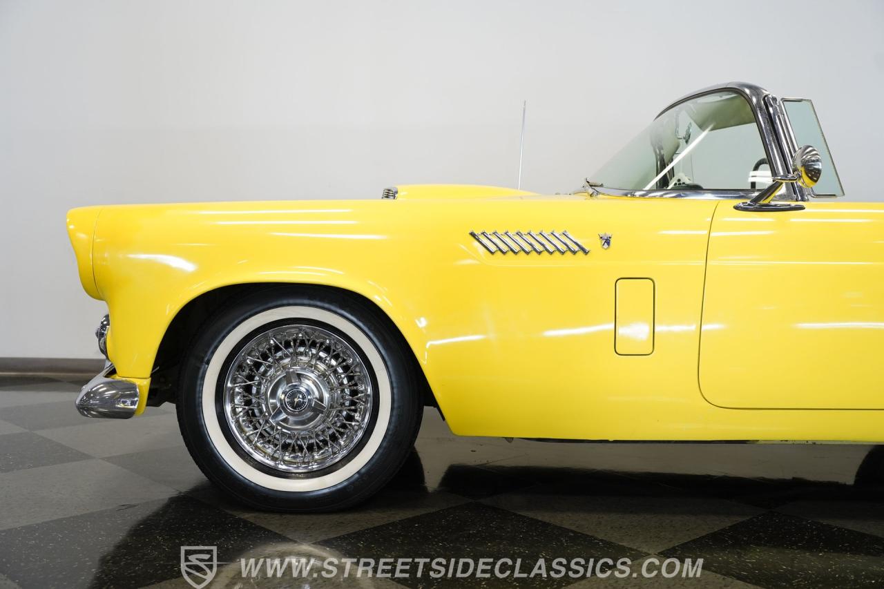 1956 Ford Thunderbird