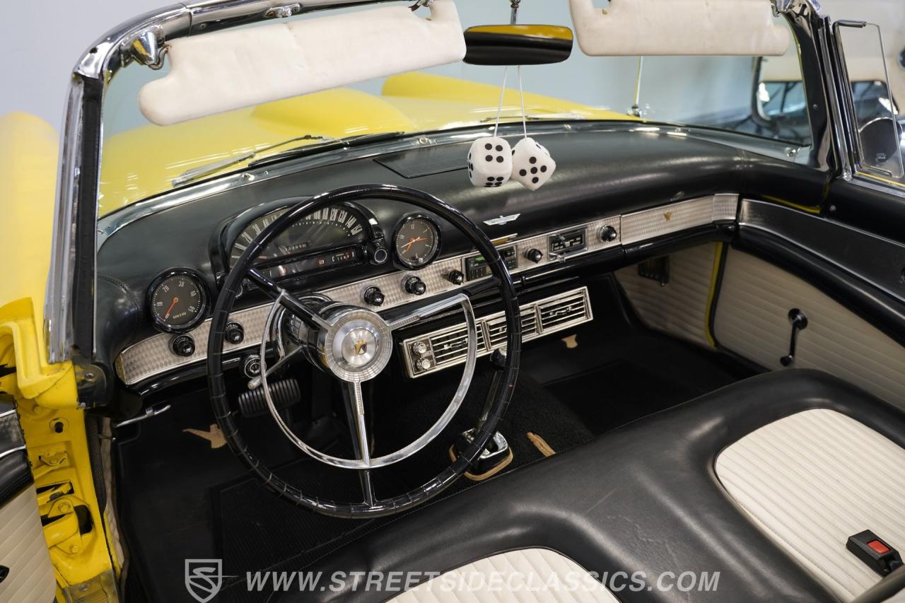 1956 Ford Thunderbird