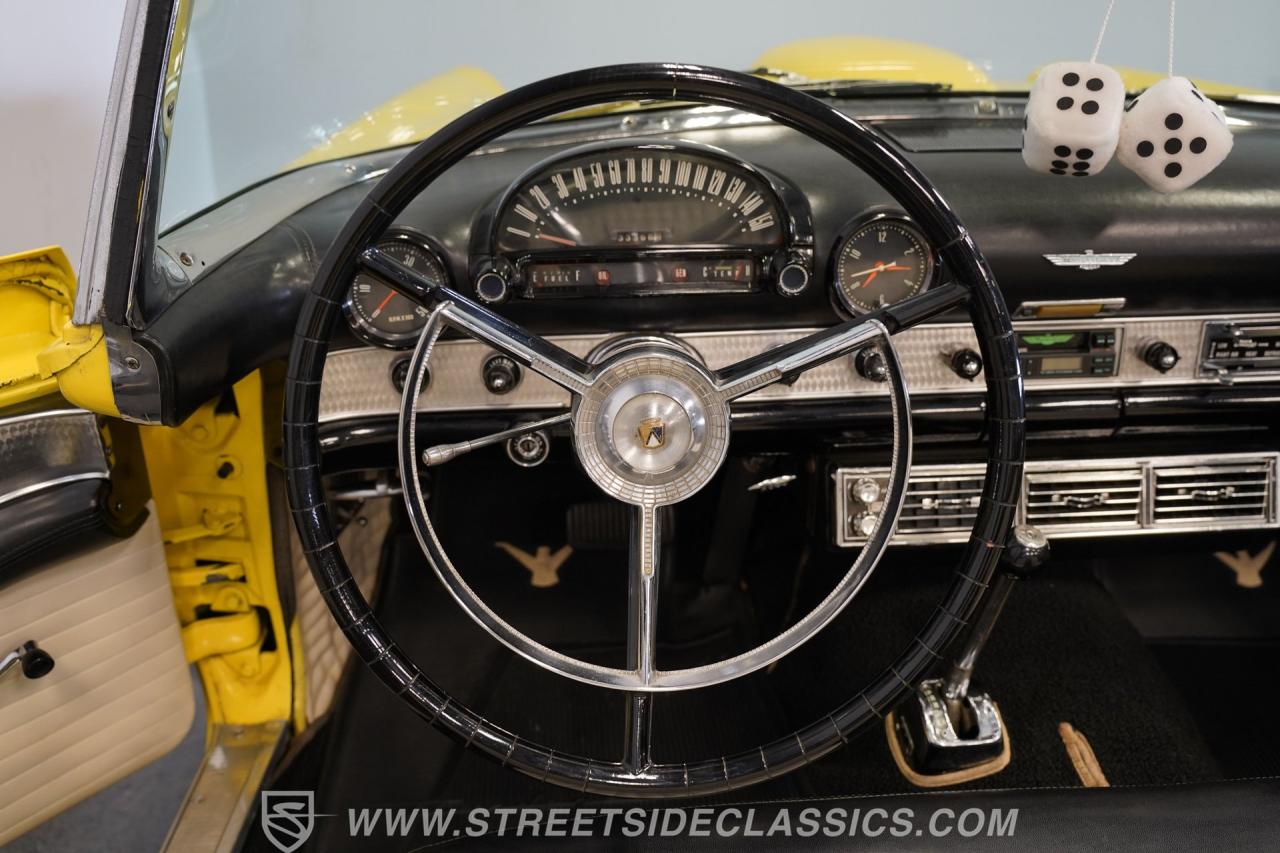 1956 Ford Thunderbird