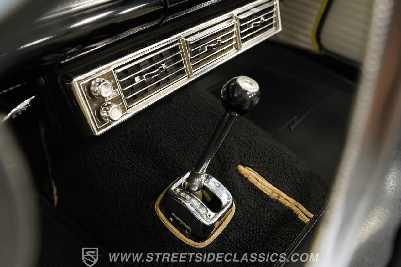 1956 Ford Thunderbird