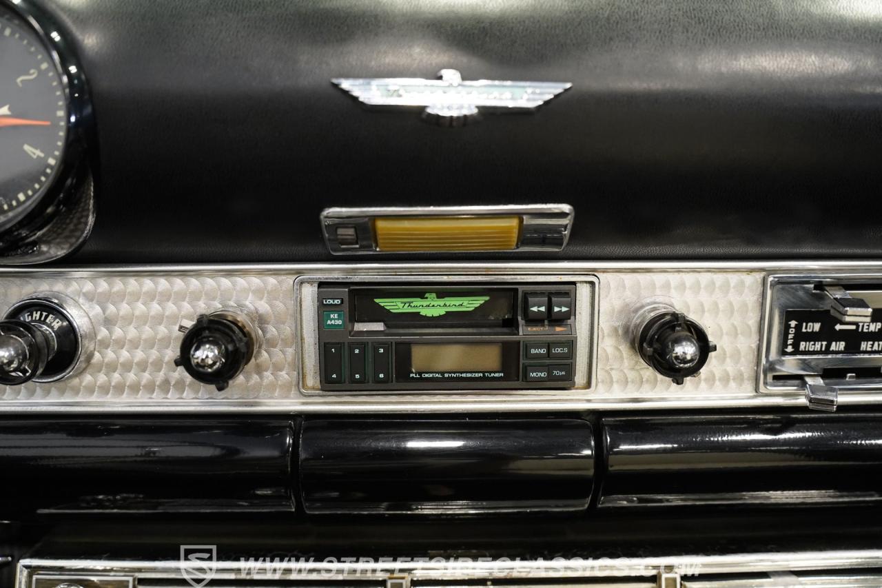 1956 Ford Thunderbird