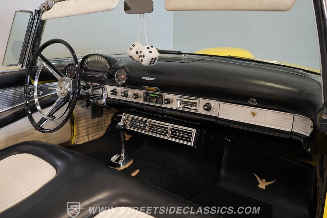 1956 Ford Thunderbird