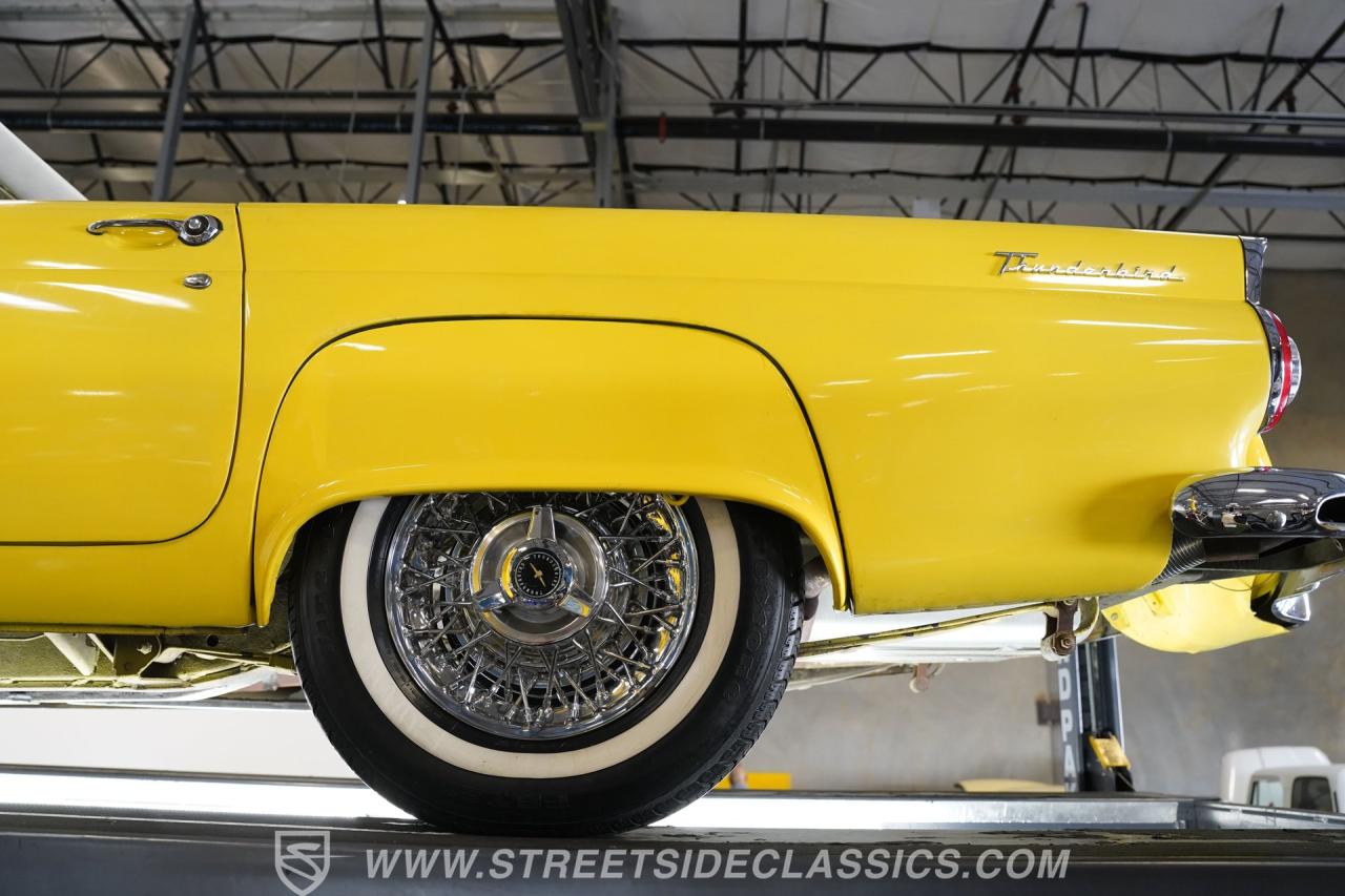 1956 Ford Thunderbird