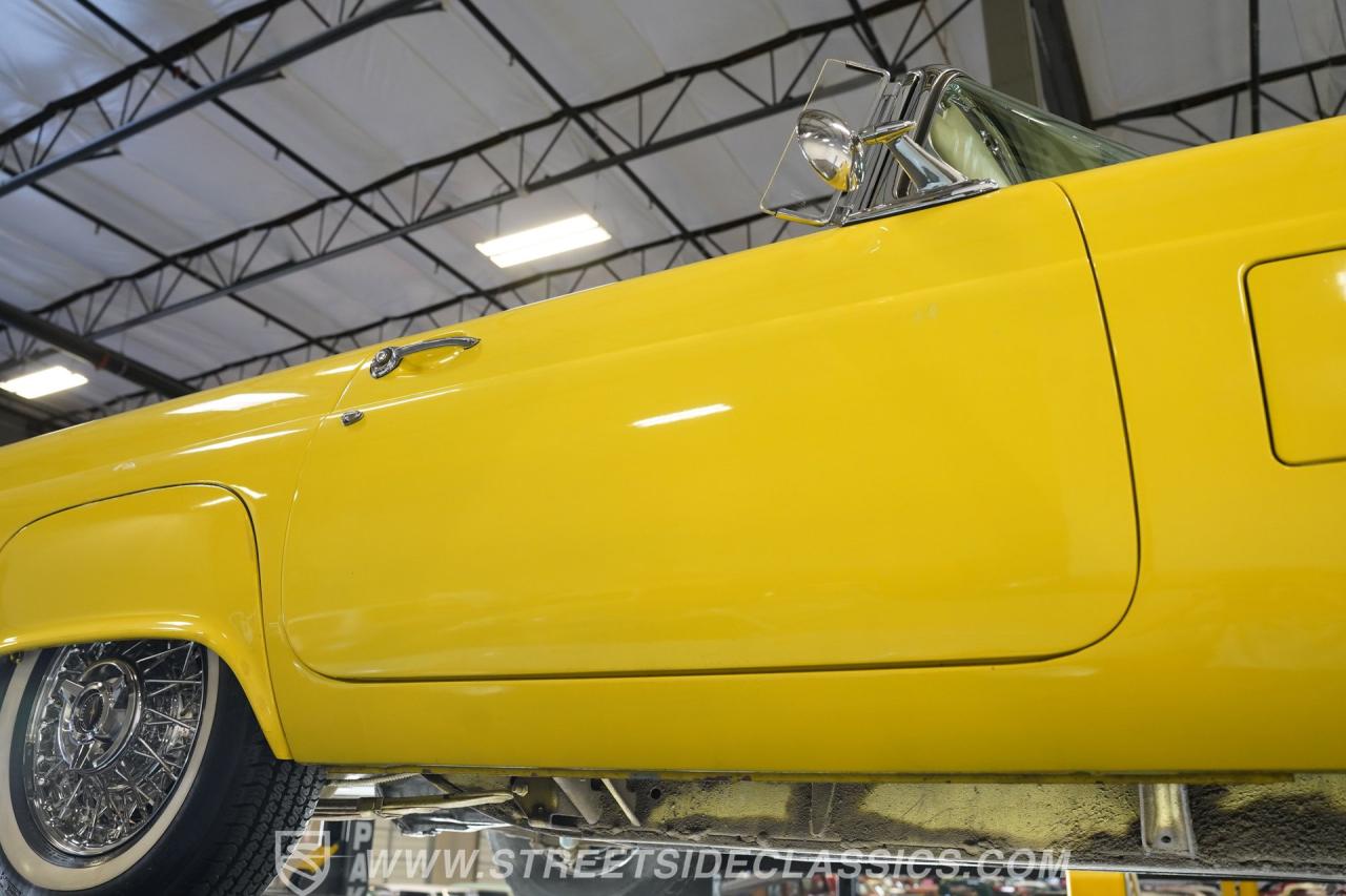 1956 Ford Thunderbird