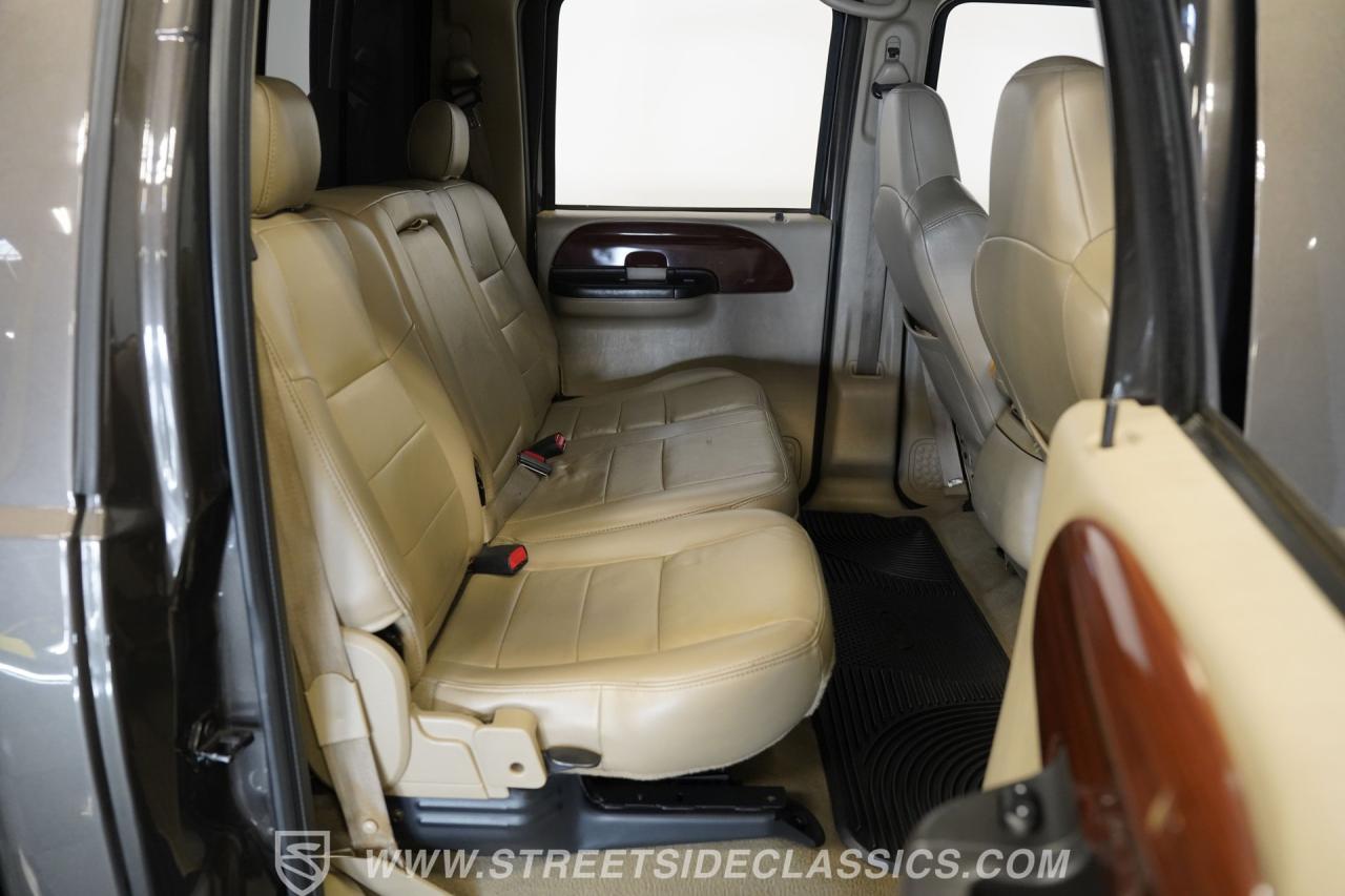 2006 Ford F-350  Crew Cab 4X4