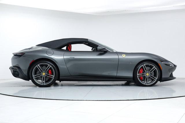 2025 Ferrari ROMA SPIDER
