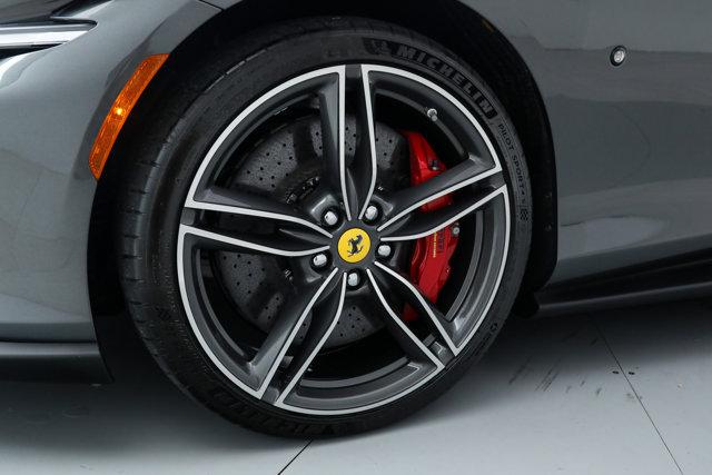 2025 Ferrari ROMA SPIDER