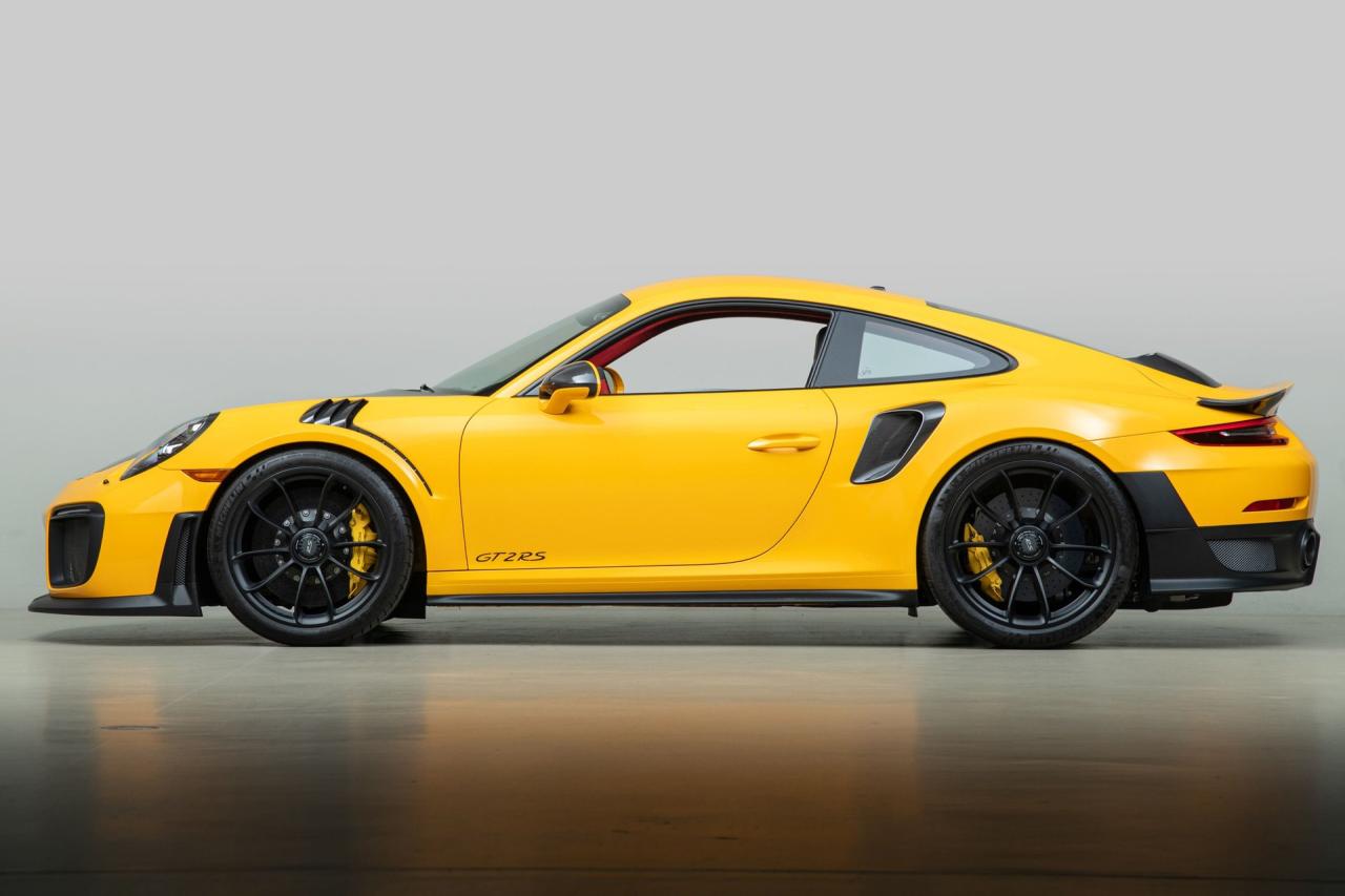 2018 Porsche 911 GT2 RS