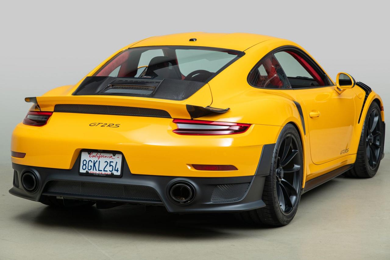 2018 Porsche 911 GT2 RS