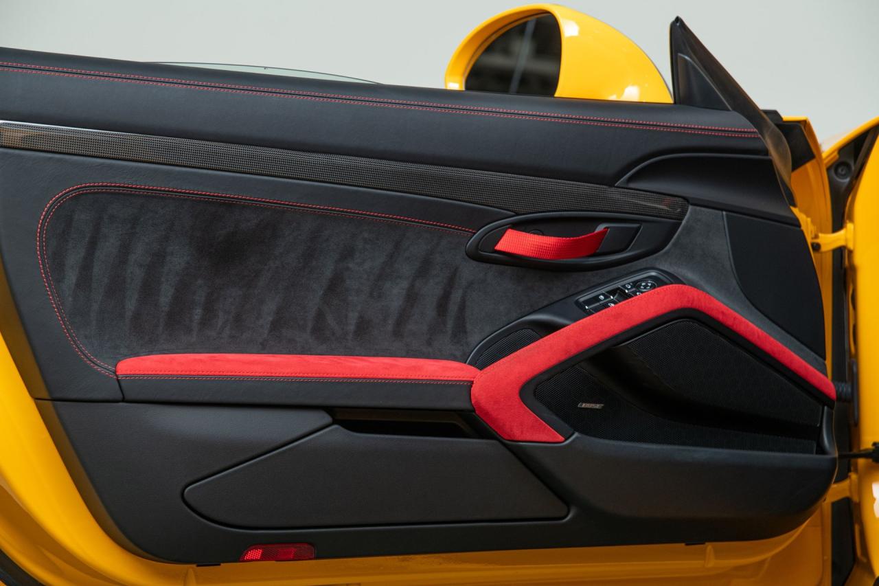 2018 Porsche 911 GT2 RS