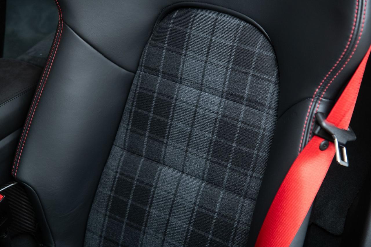 2018 Porsche 911 GT2 RS