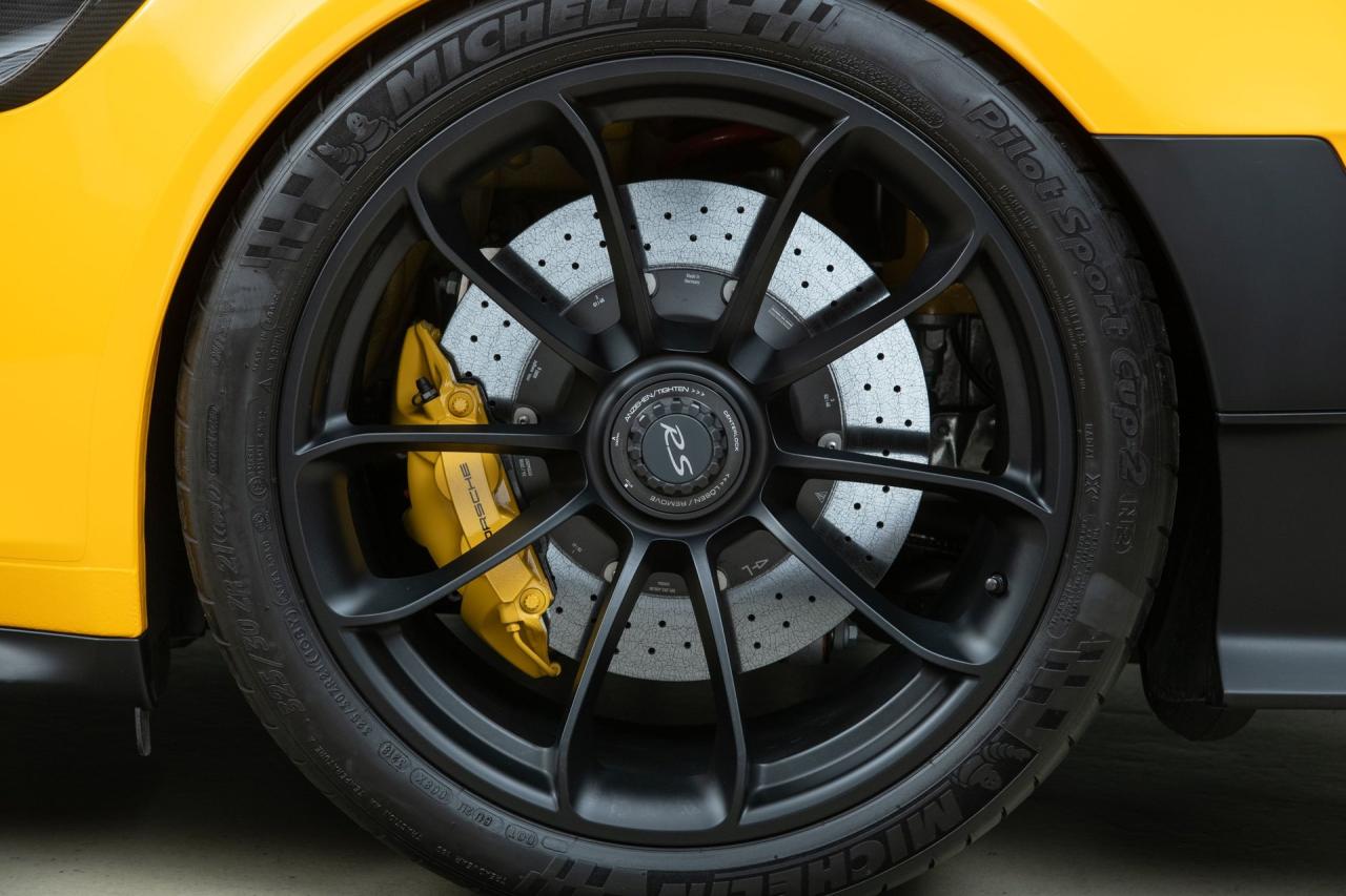 2018 Porsche 911 GT2 RS