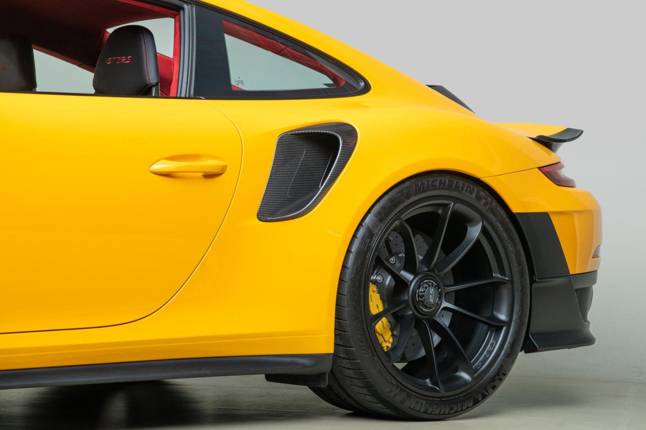 2018 Porsche 911 GT2 RS