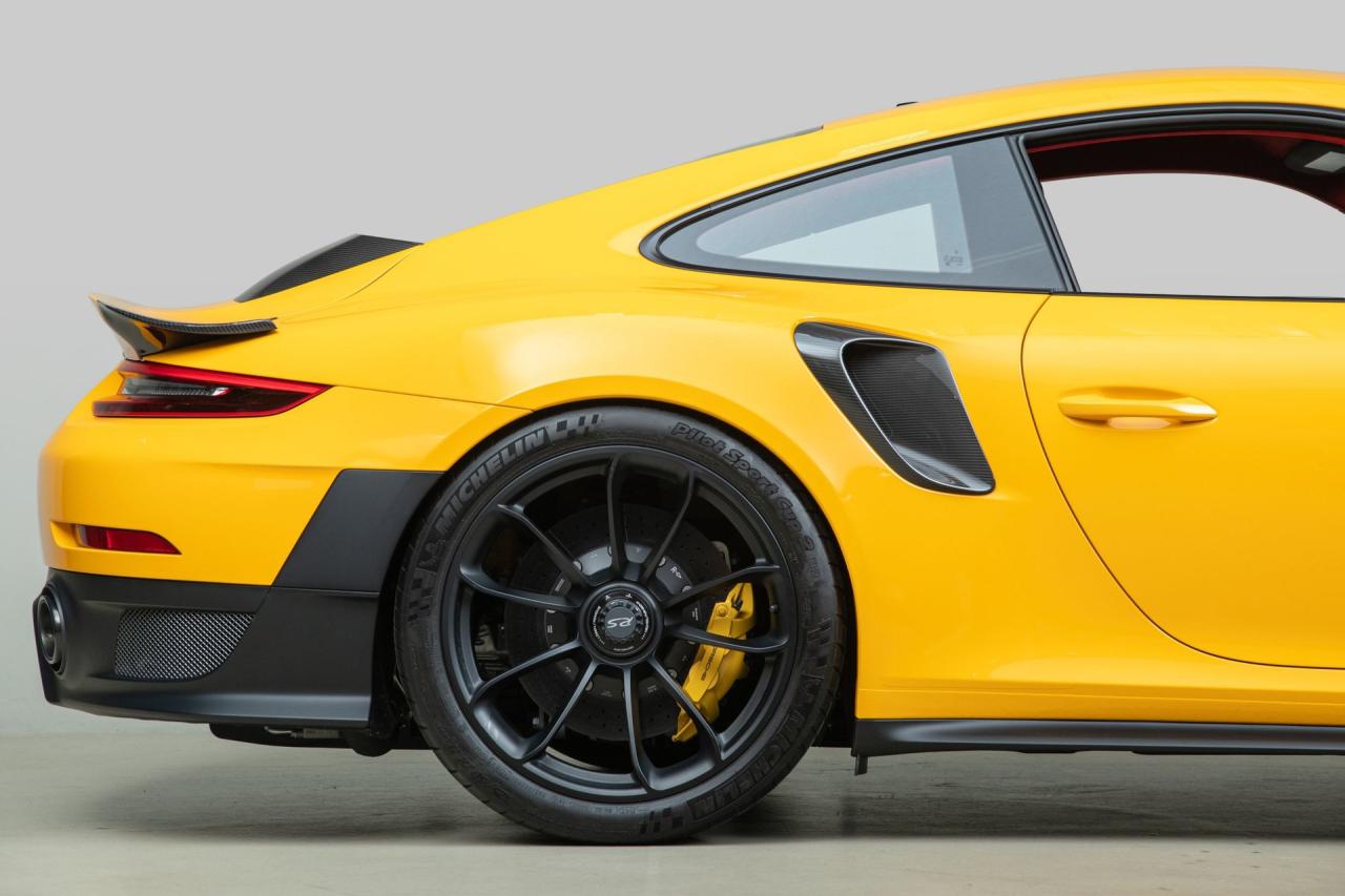 2018 Porsche 911 GT2 RS