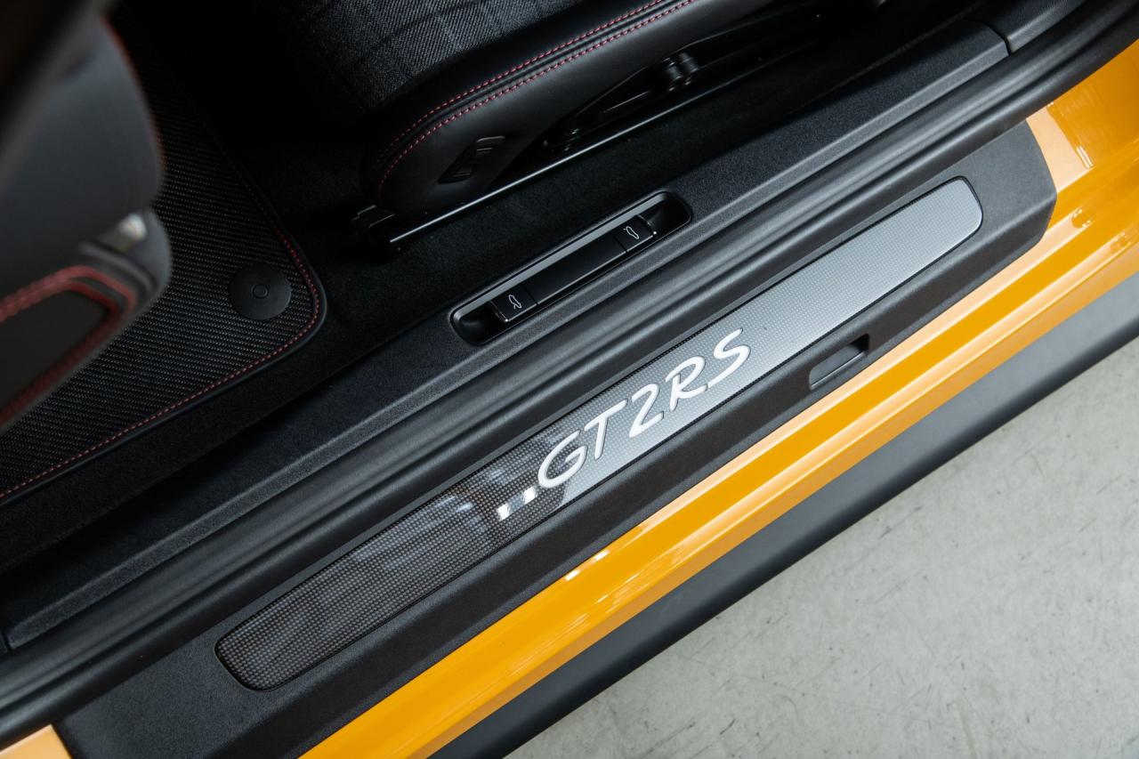 2018 Porsche 911 GT2 RS