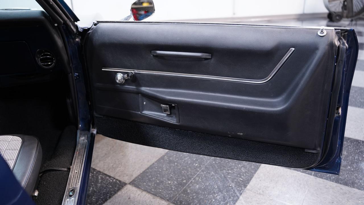 1968 Chevrolet Camaro RS/SS Tribute Restomod