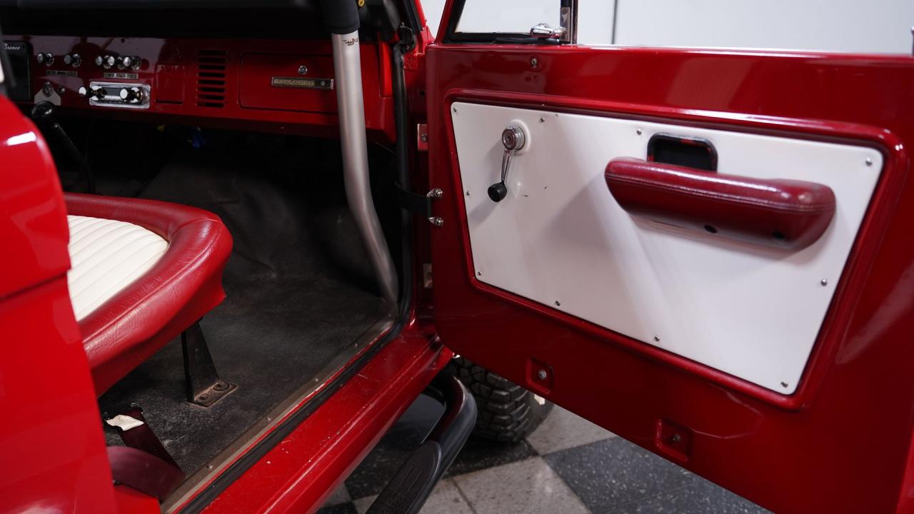 1974 Ford Bronco 4x4 Explorer