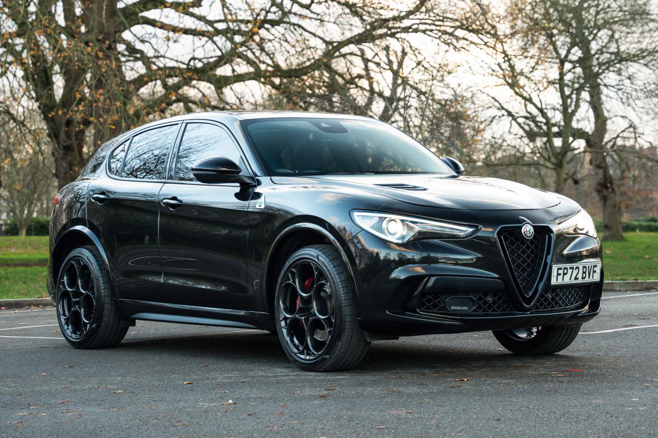 2022 Alfa Romeo Stelvio Quadrifoglio
