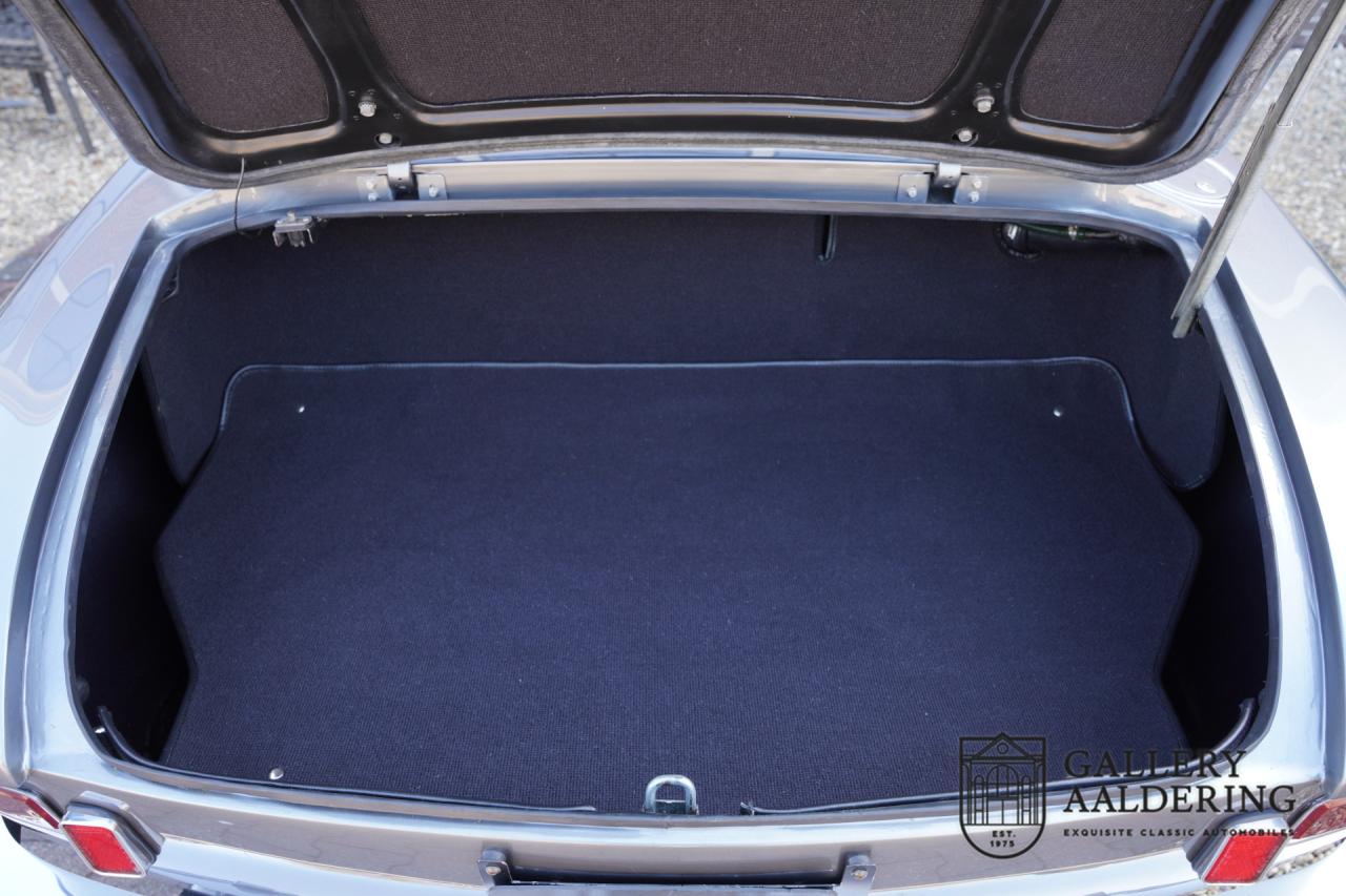 1965 Ferrari 330 GT 2+2 Coupe Interim