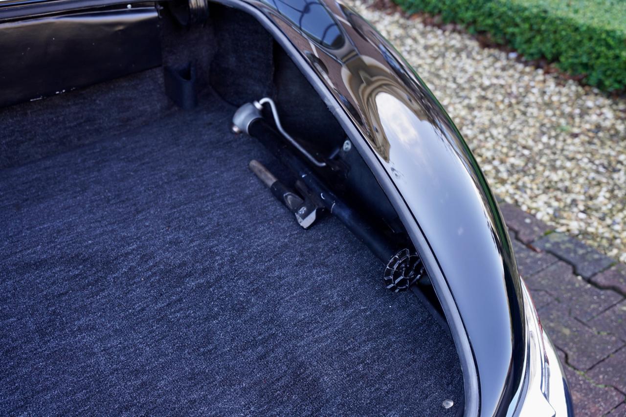 1959 Mercedes - Benz Mercedes Benz 300 SL Roadster &ldquo;Radiography/material authenticity researched&rdquo;