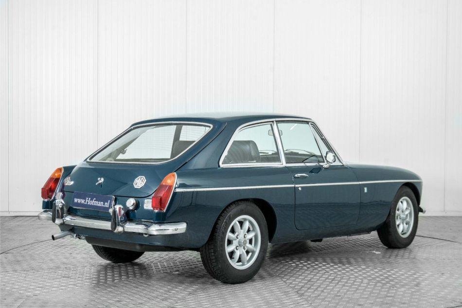 1972 MG B