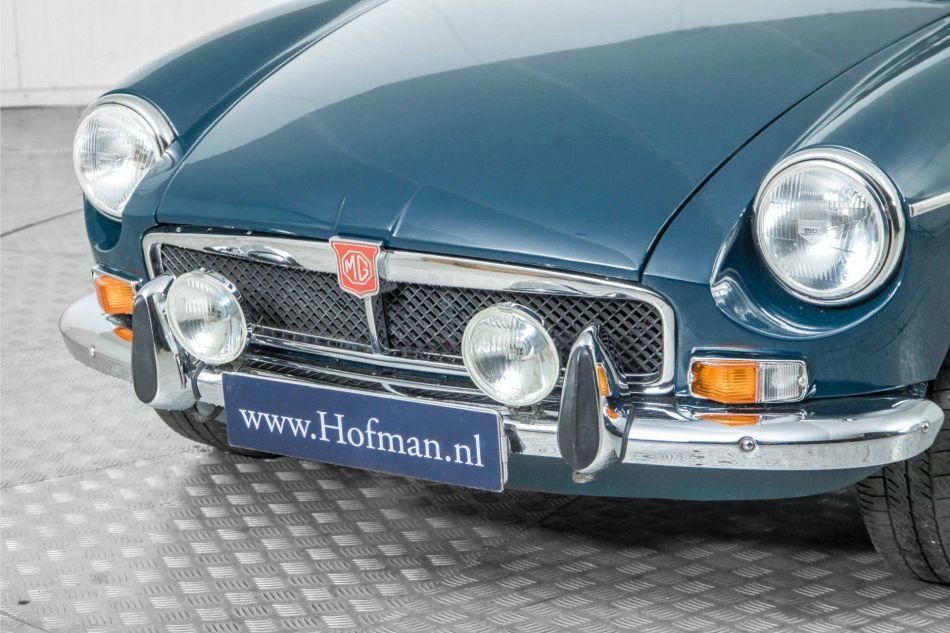 1972 MG B