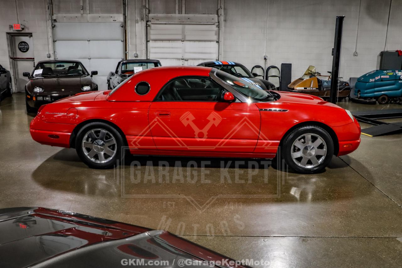 2002 Ford Thunderbird