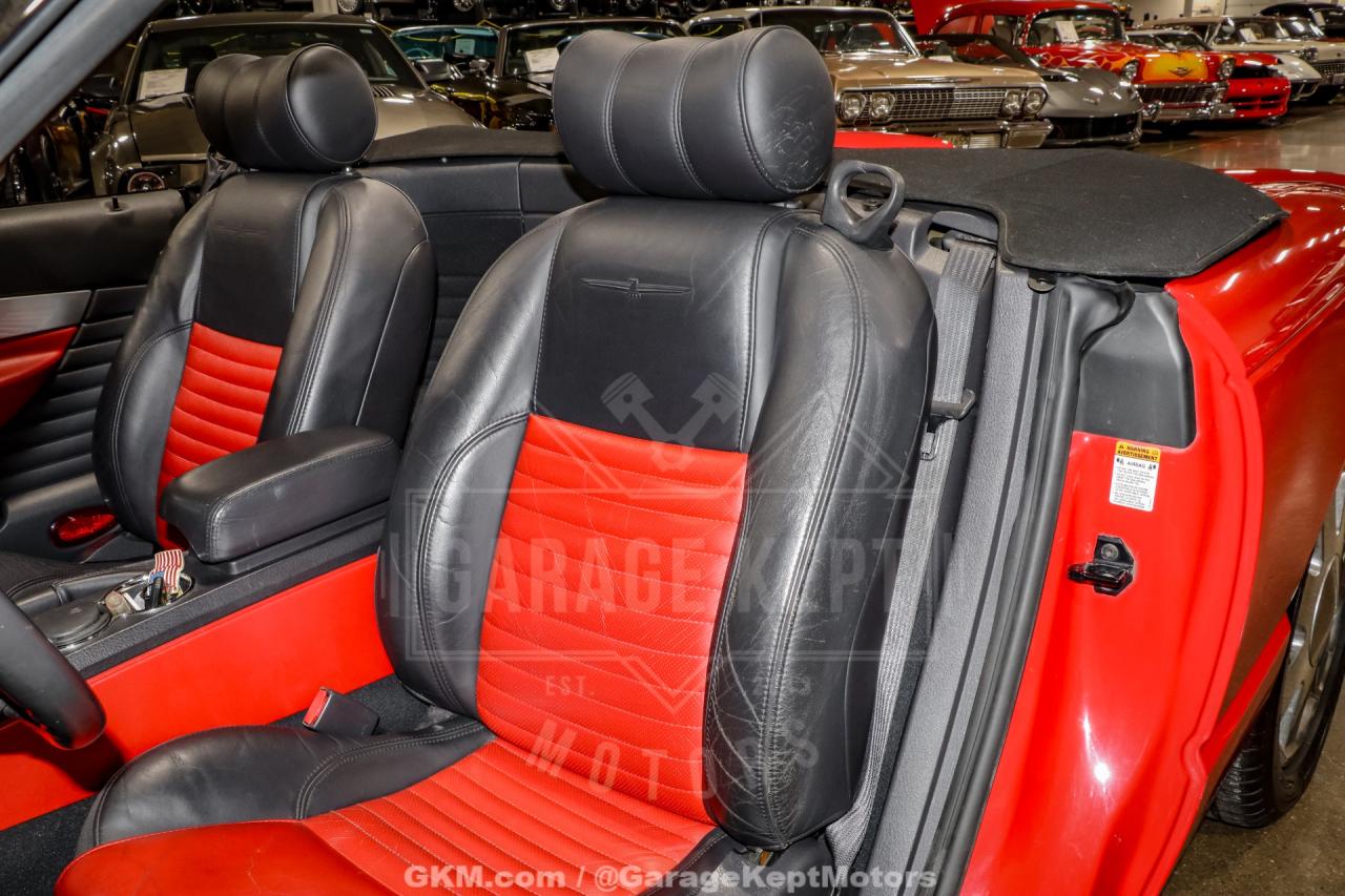 2002 Ford Thunderbird