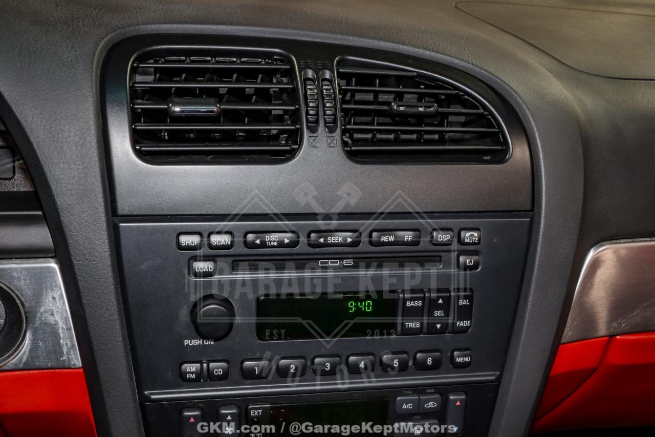 2002 Ford Thunderbird