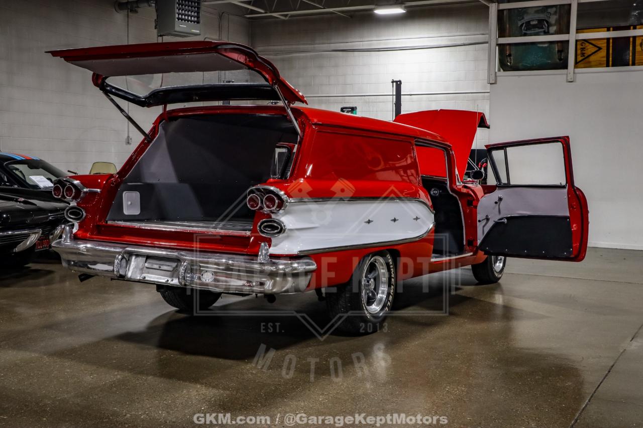 1958 Ponitac Pathfinder