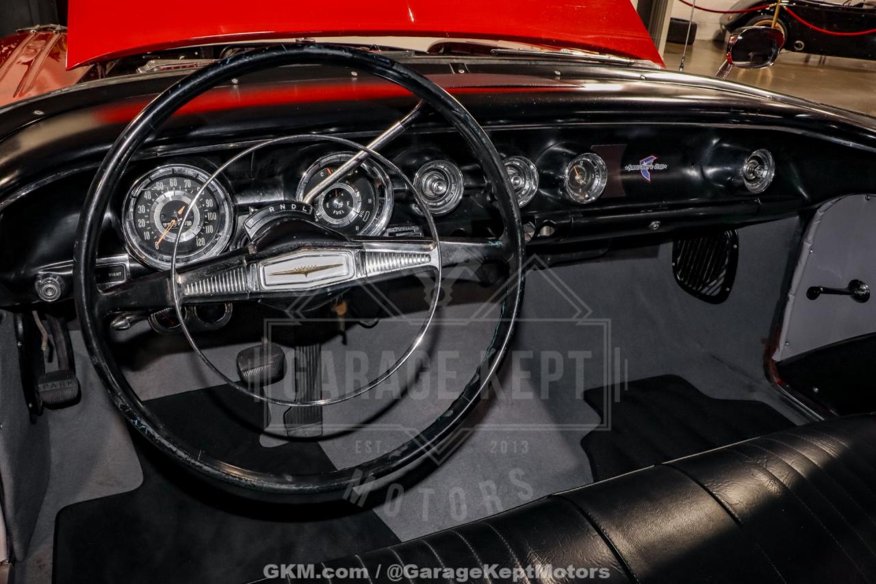 1958 Ponitac Pathfinder