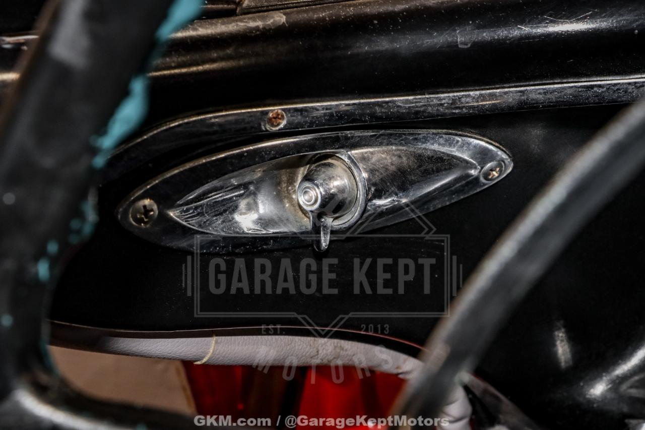 1958 Ponitac Pathfinder