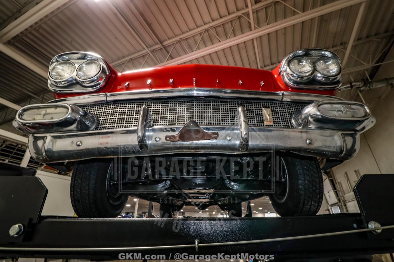 1958 Ponitac Pathfinder