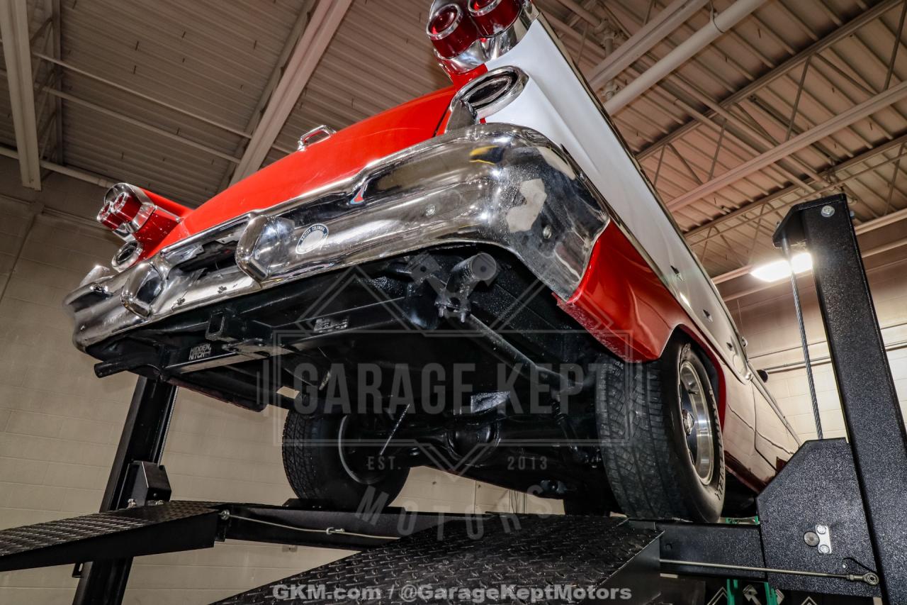 1958 Ponitac Pathfinder