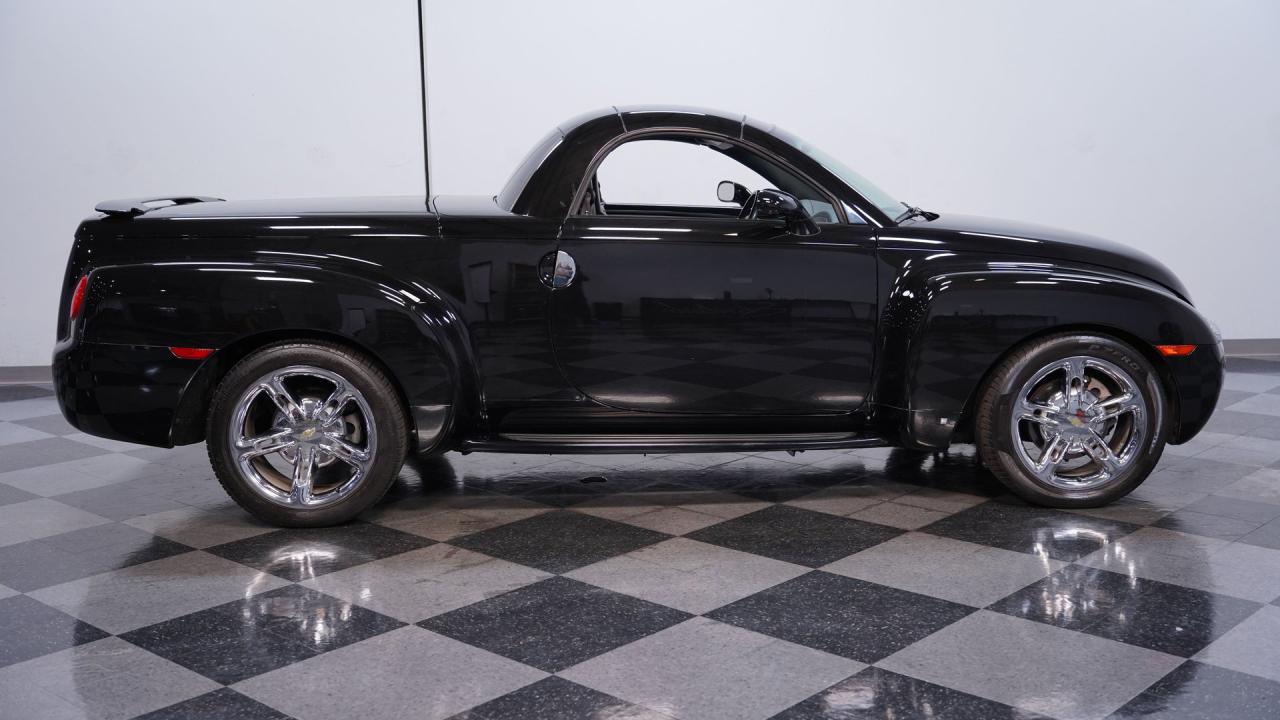 2006 Chevrolet SSR Supercharged Six Speed