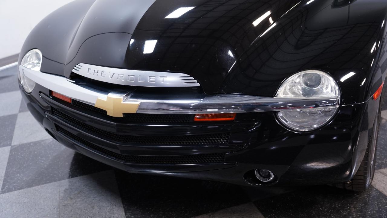 2006 Chevrolet SSR Supercharged Six Speed