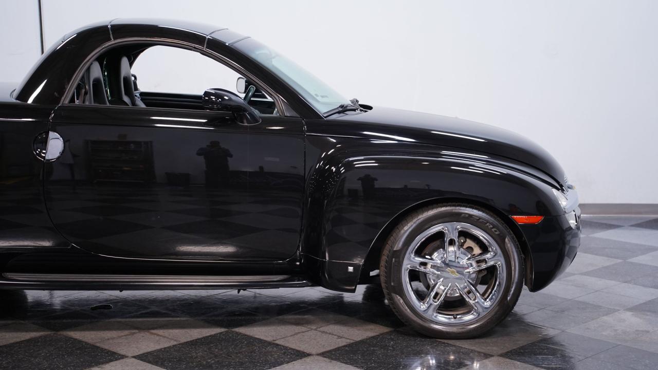 2006 Chevrolet SSR Supercharged Six Speed