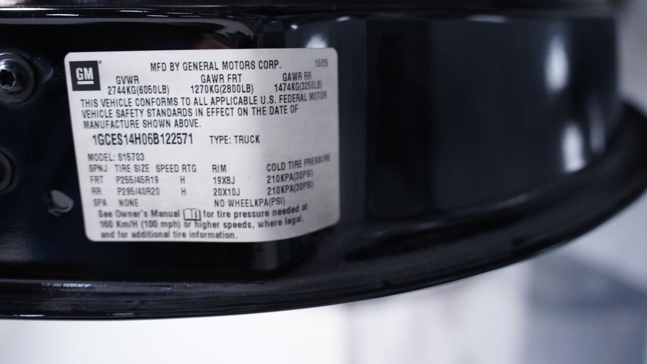 2006 Chevrolet SSR Supercharged Six Speed