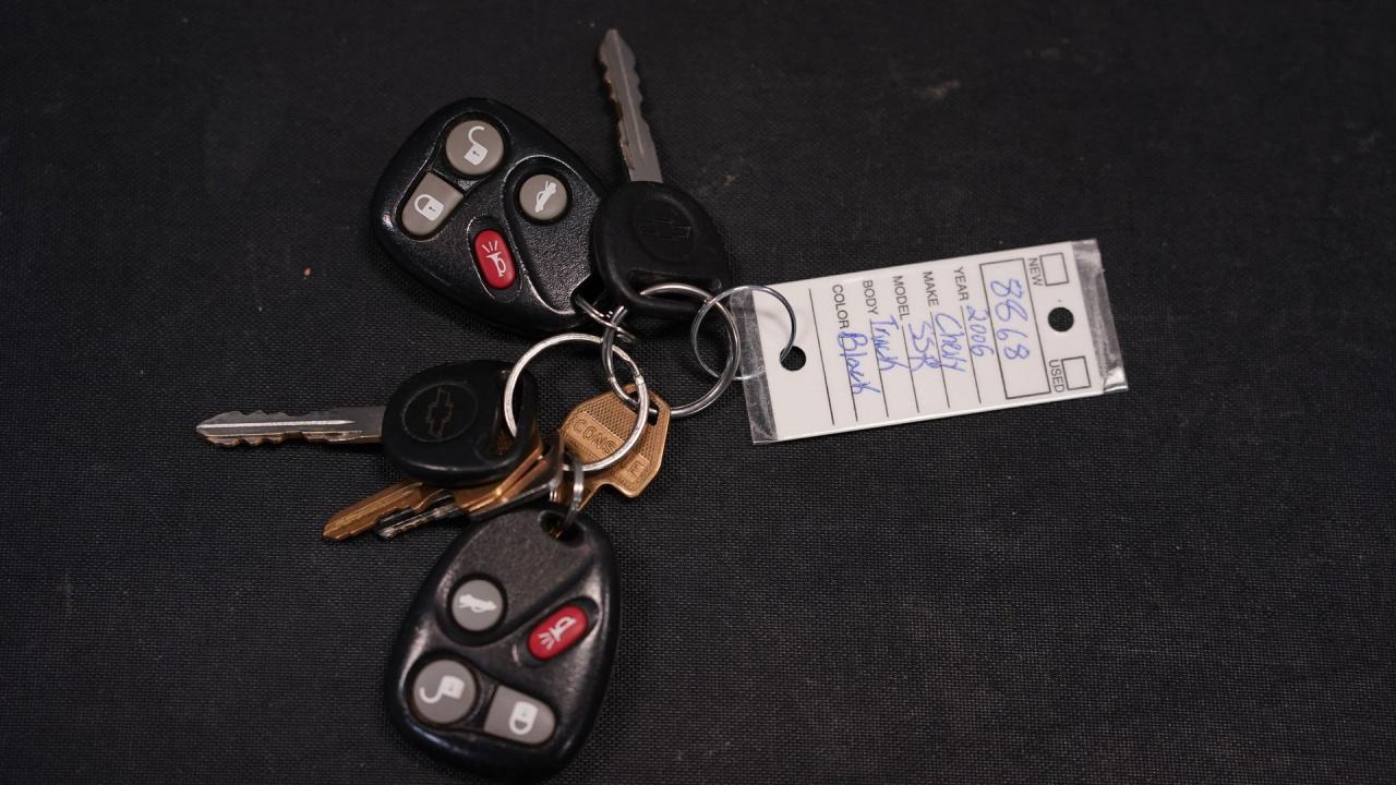 2006 Chevrolet SSR Supercharged Six Speed