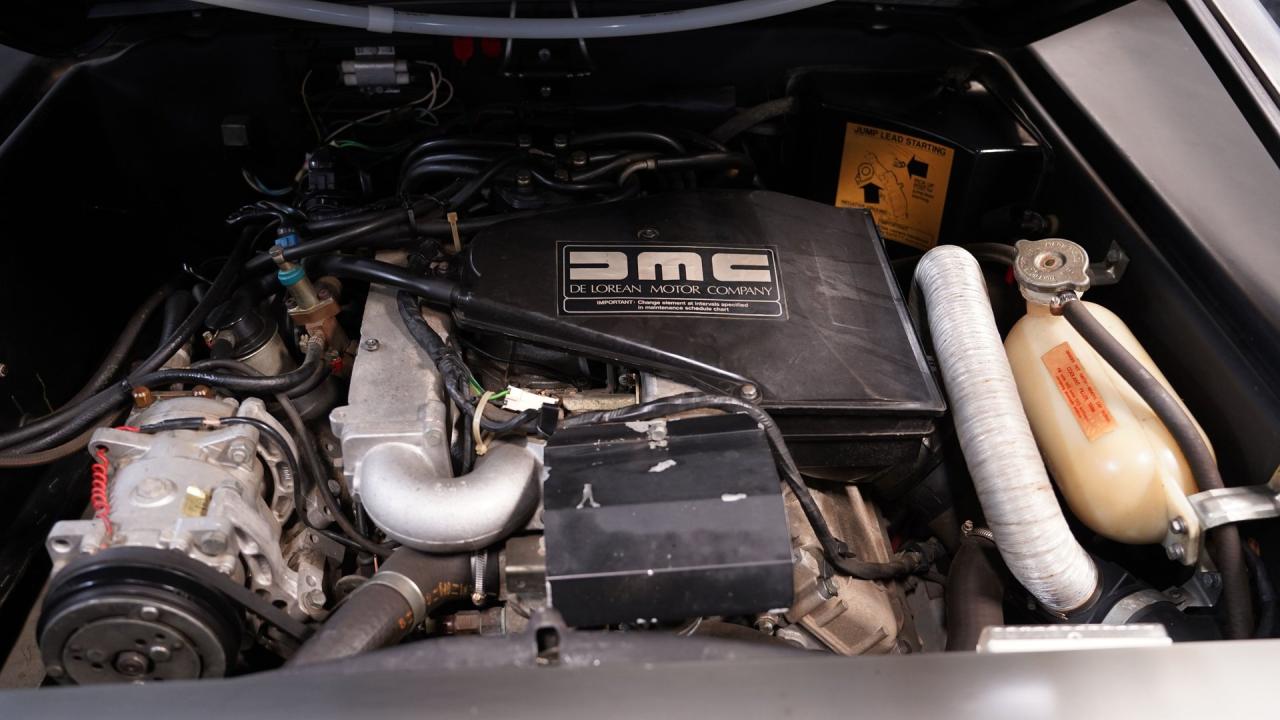 1981 DeLorean DMC-12