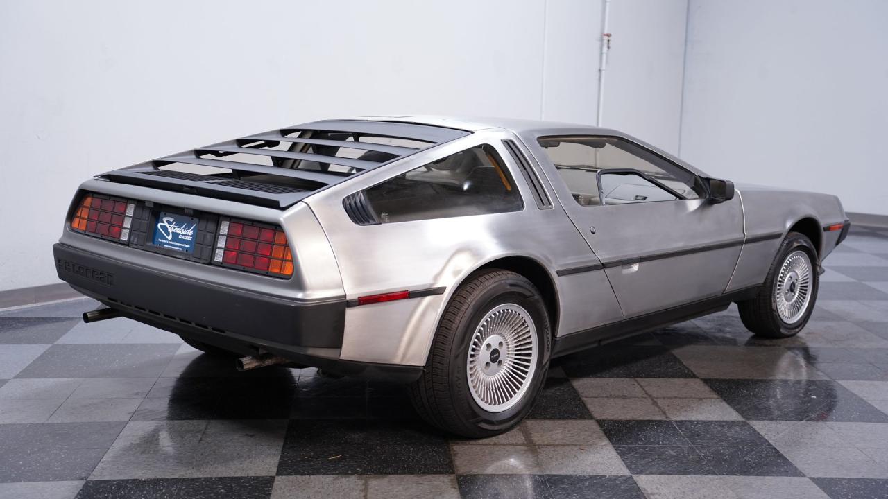 1981 DeLorean DMC-12
