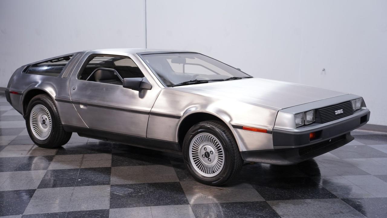 1981 DeLorean DMC-12