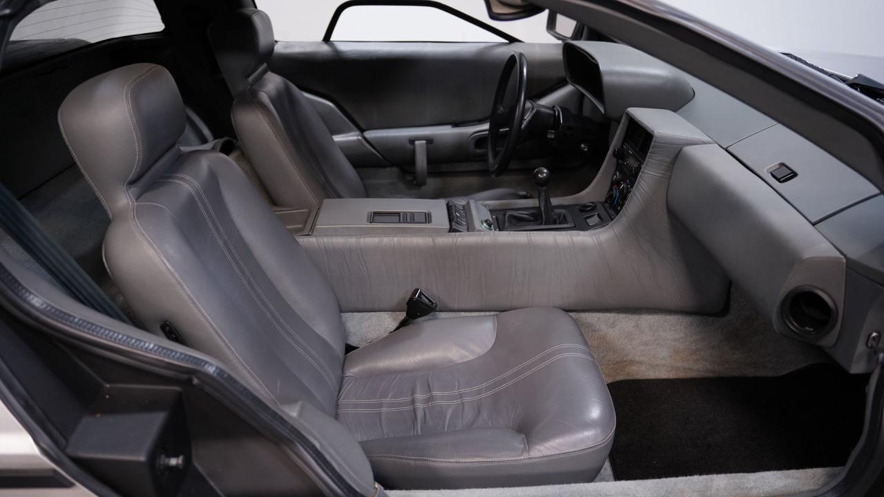 1981 DeLorean DMC-12